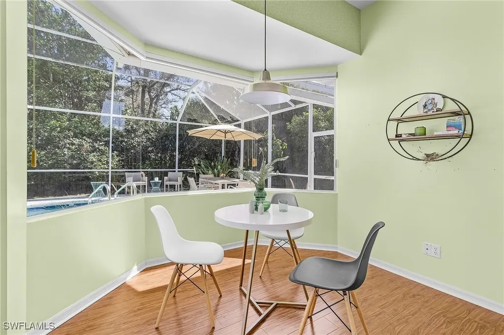 258 Monterey Drive Naples FL 34119