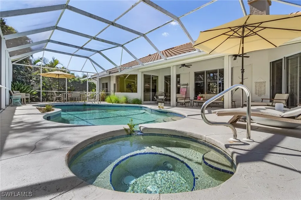 258 Monterey Drive Naples FL 34119
