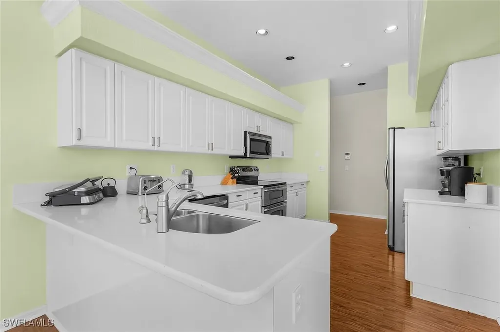 258 Monterey Drive Naples FL 34119