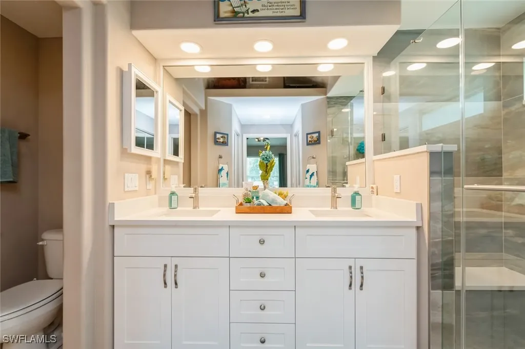 8452 Ibis Cove Circle Naples FL 34119