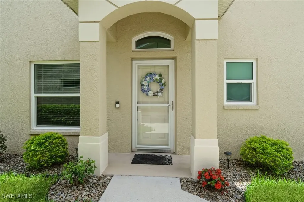 8452 Ibis Cove Circle Naples FL 34119