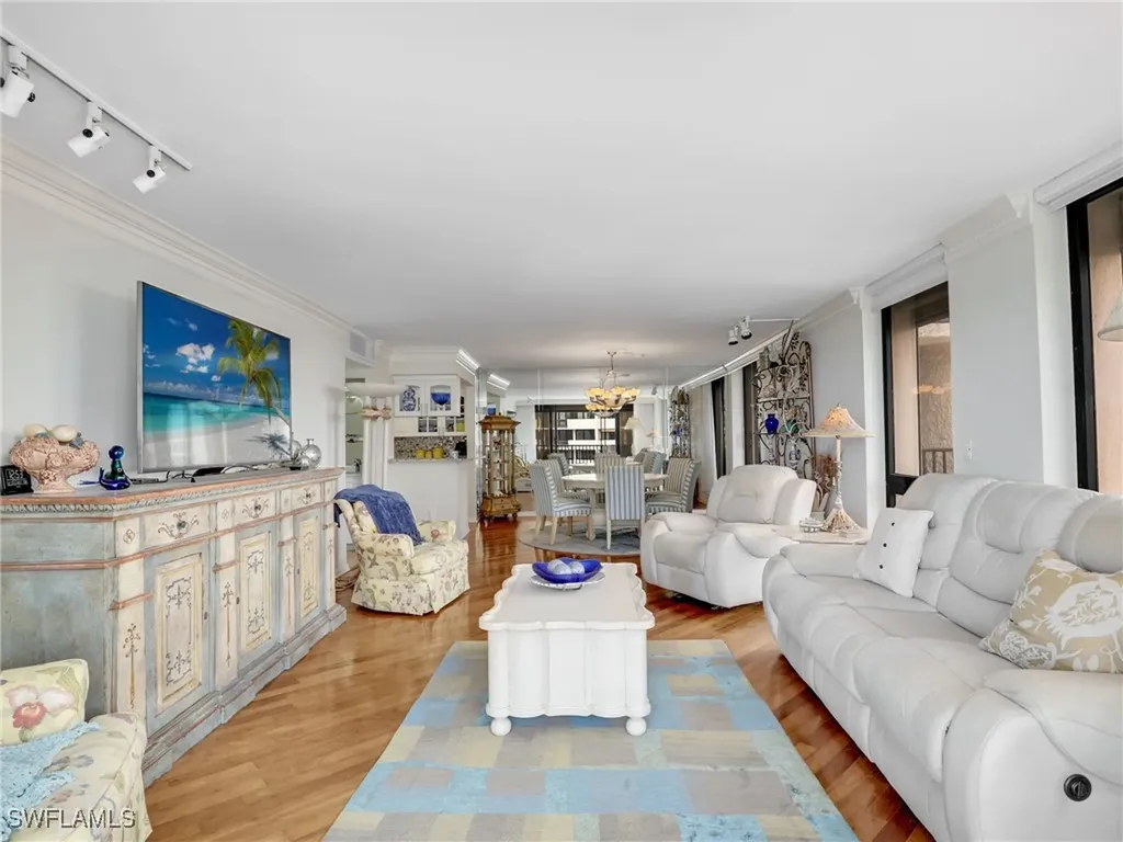 4005 Gulf Shore Boulevard N Naples FL 34103