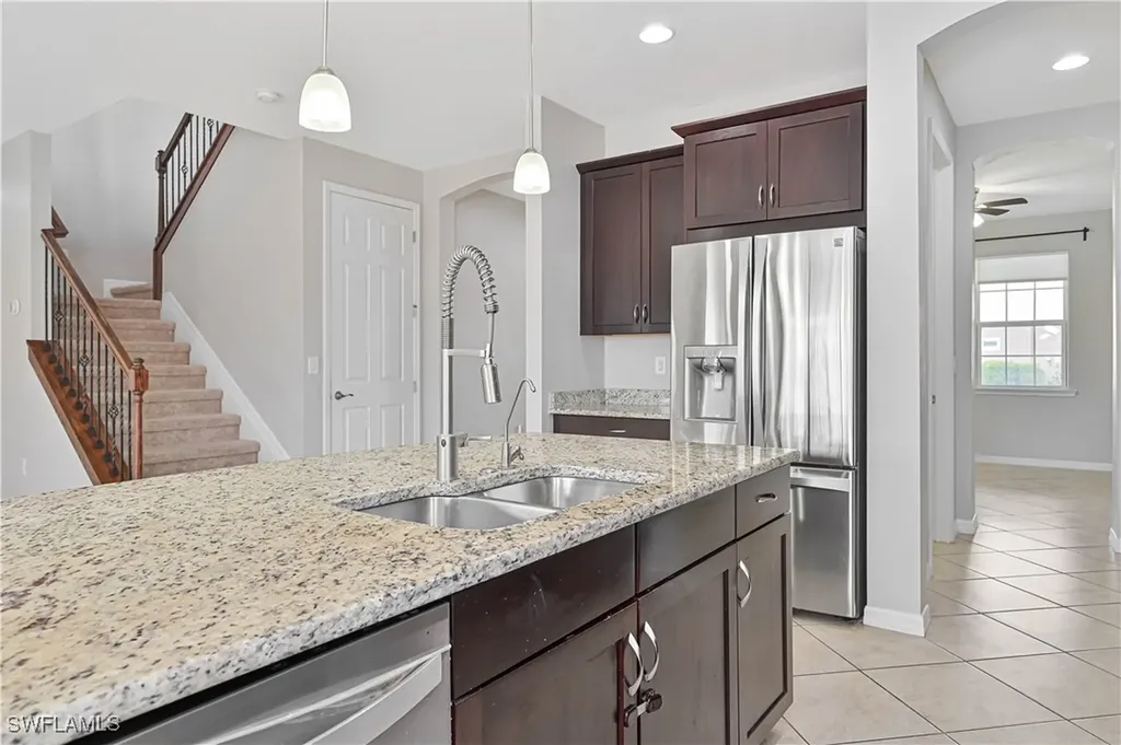 3907 King Williams Street Fort Myers FL 33916