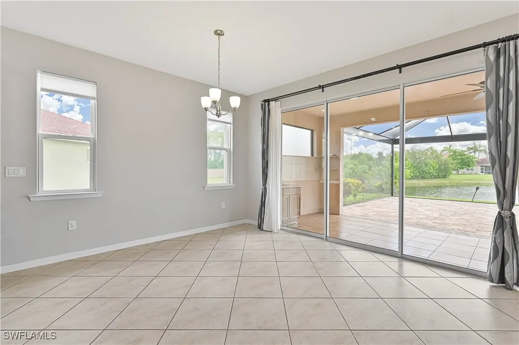 3907 King Williams Street Fort Myers FL 33916