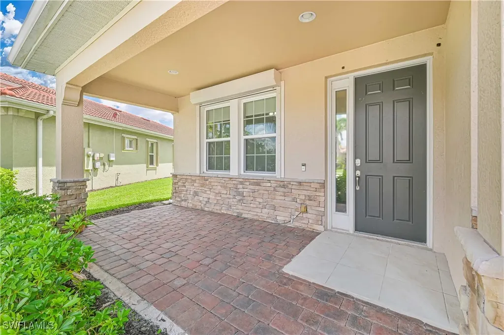 3907 King Williams Street Fort Myers FL 33916