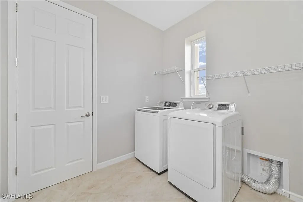 3907 King Williams Street Fort Myers FL 33916