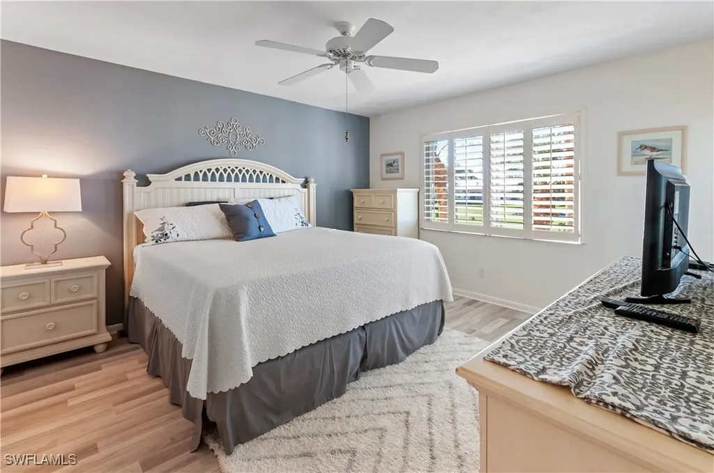 21 High Point Circle E Naples FL 34103