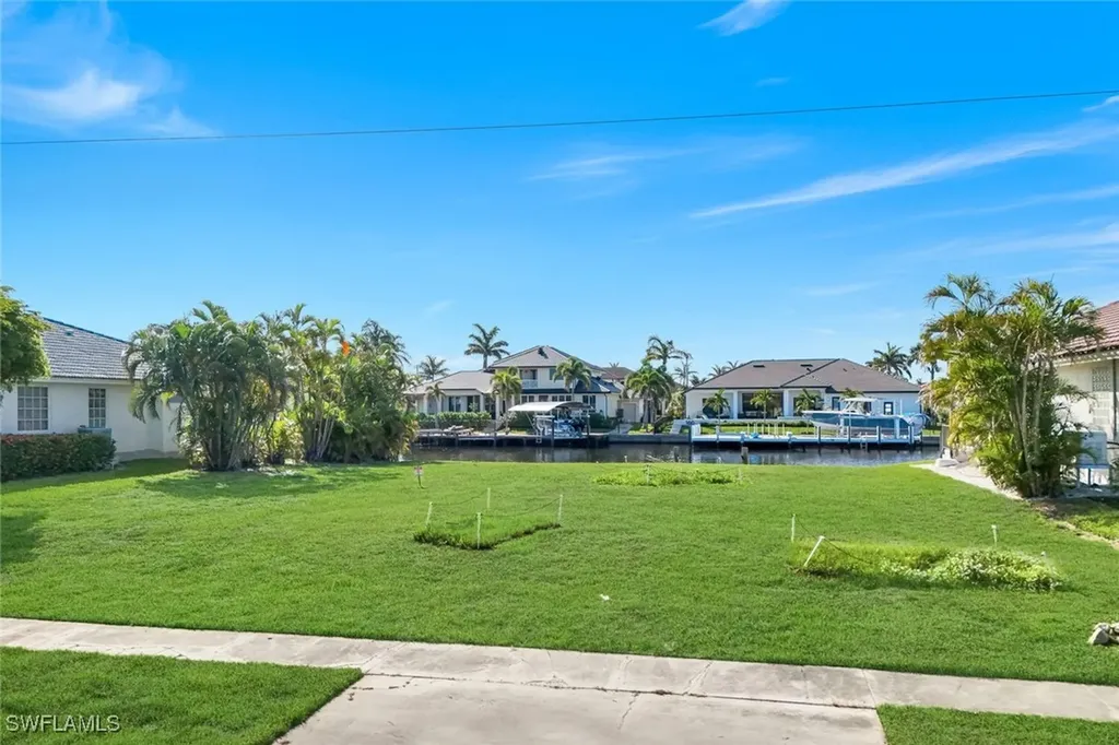1889 Woodbine Court Marco Island FL 34145