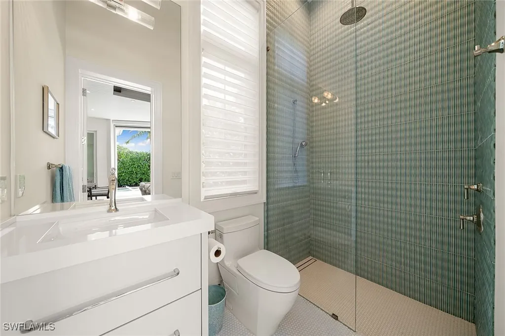 150 6th Street N Naples FL 34102