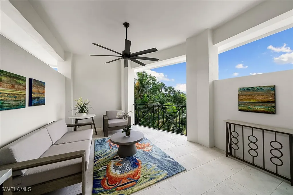 150 6th Street N Naples FL 34102