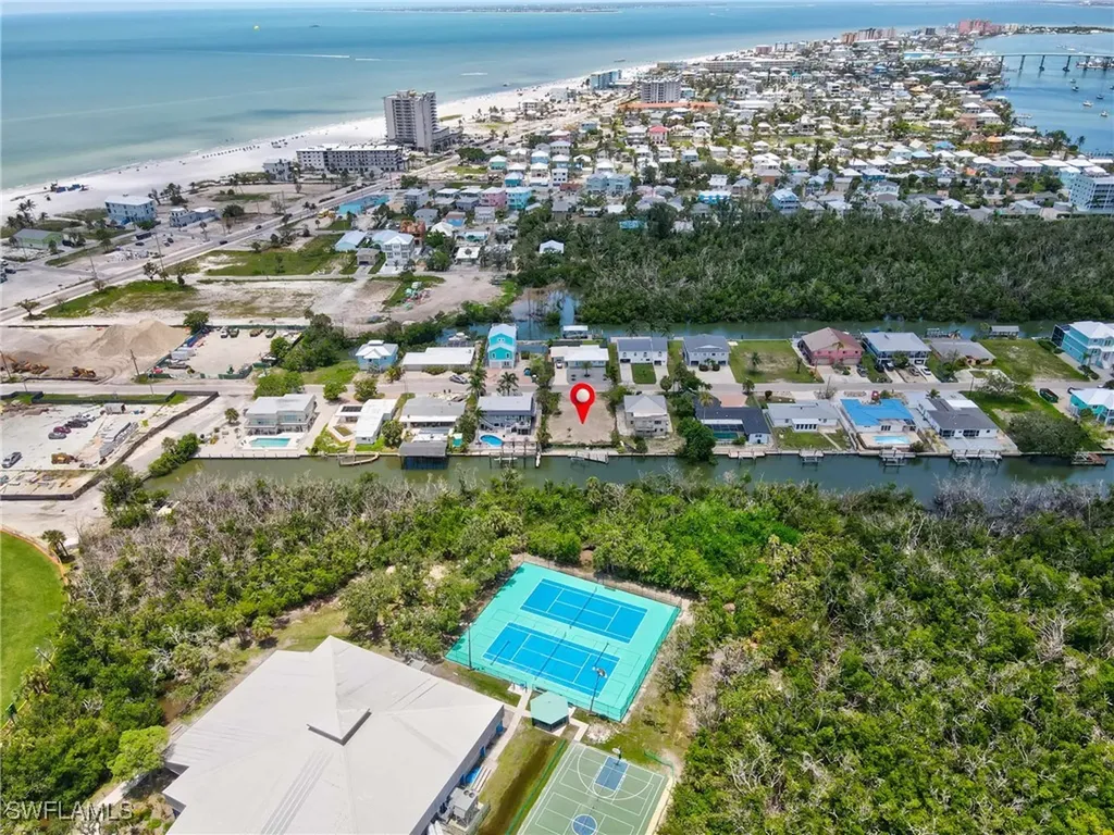 132/134 Tropical Shore Way Fort Myers Beach FL 33931