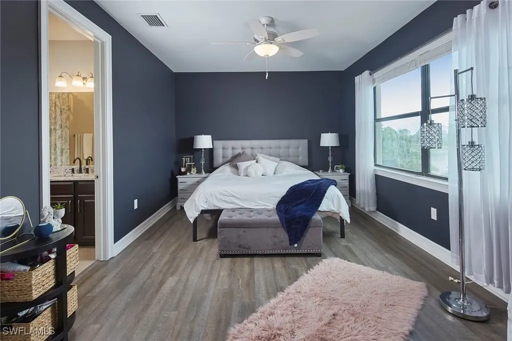1633 Songbird Court Naples FL 34120