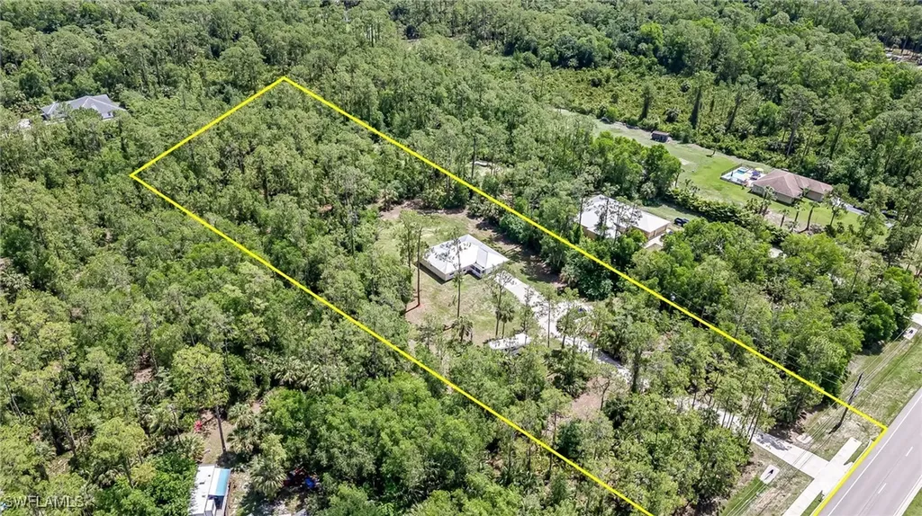 3191 Golden Gate Boulevard E Naples FL 34120