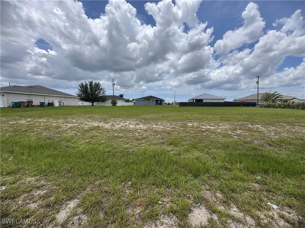 1908 NE 1st Avenue Cape Coral FL 33909