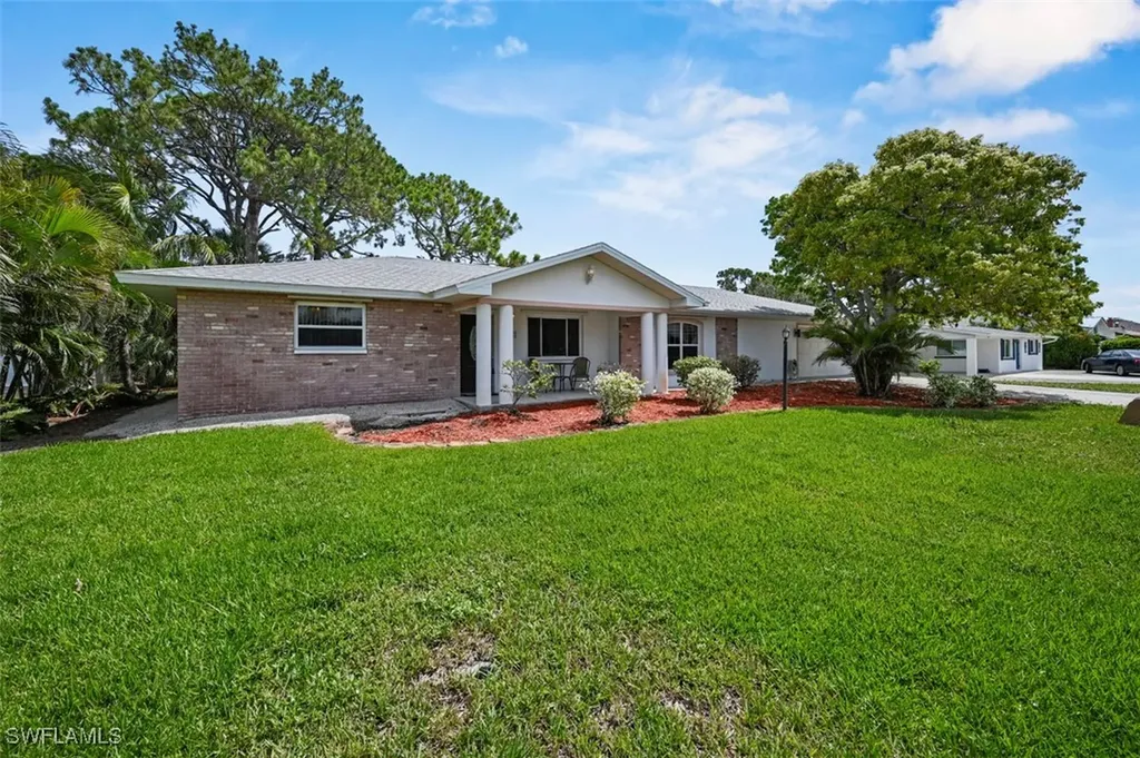 165 4th Street Bonita Springs FL 34134