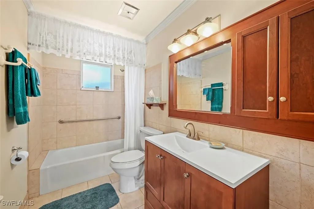 165 4th Street Bonita Springs FL 34134