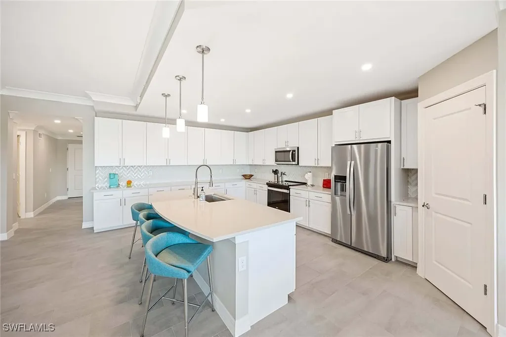 201 Indies Drive E Naples FL 34114