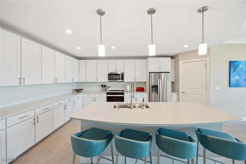 201 Indies Drive E Naples FL 34114