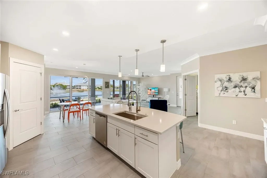 201 Indies Drive E Naples FL 34114
