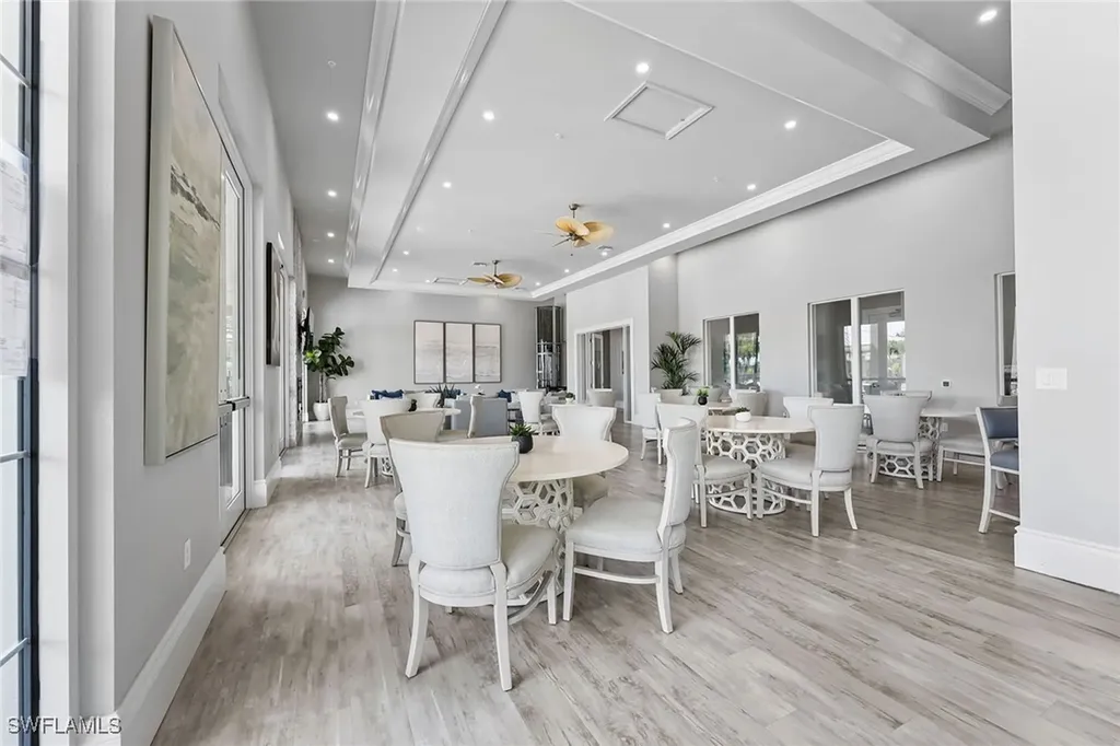 201 Indies Drive E Naples FL 34114