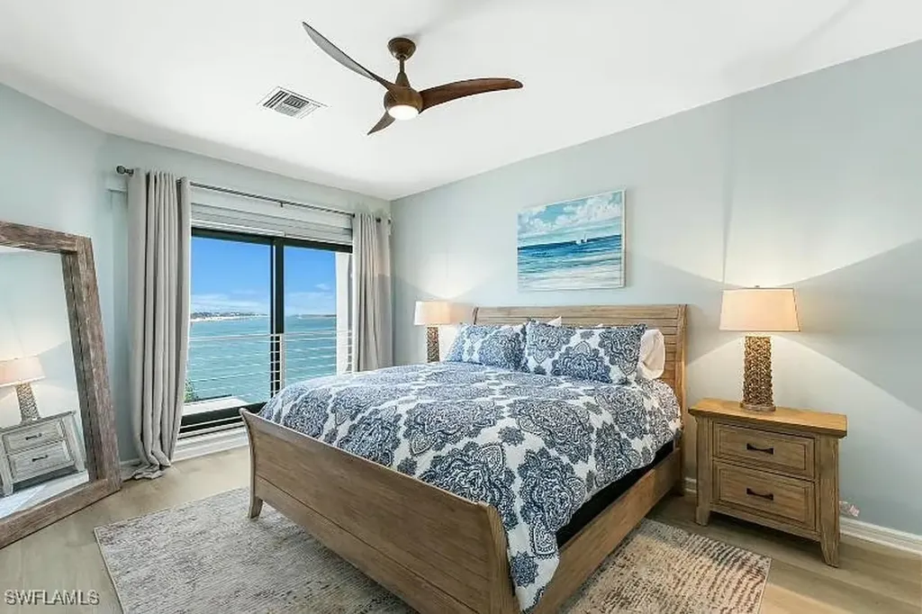 310 La Peninsula Boulevard Naples FL 34113