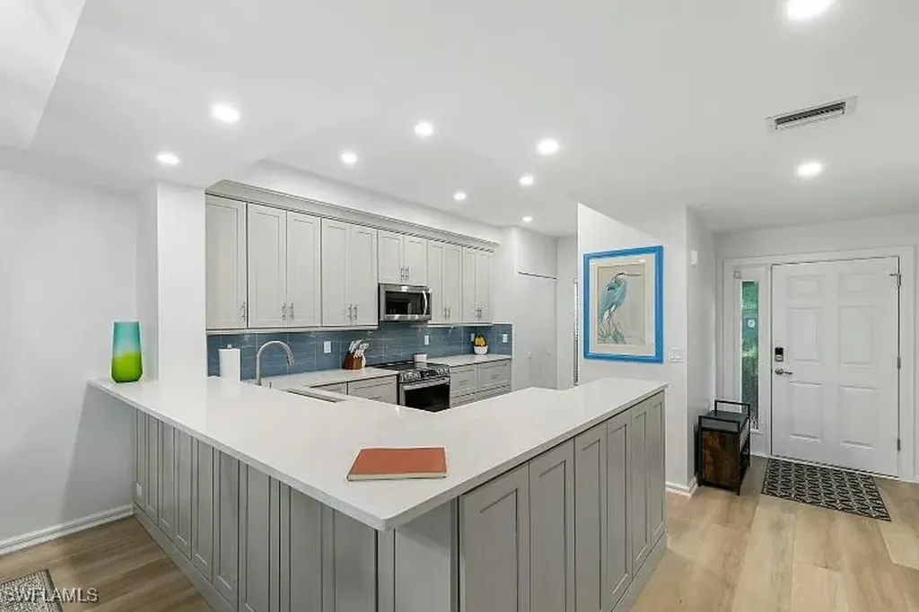 310 La Peninsula Boulevard Naples FL 34113