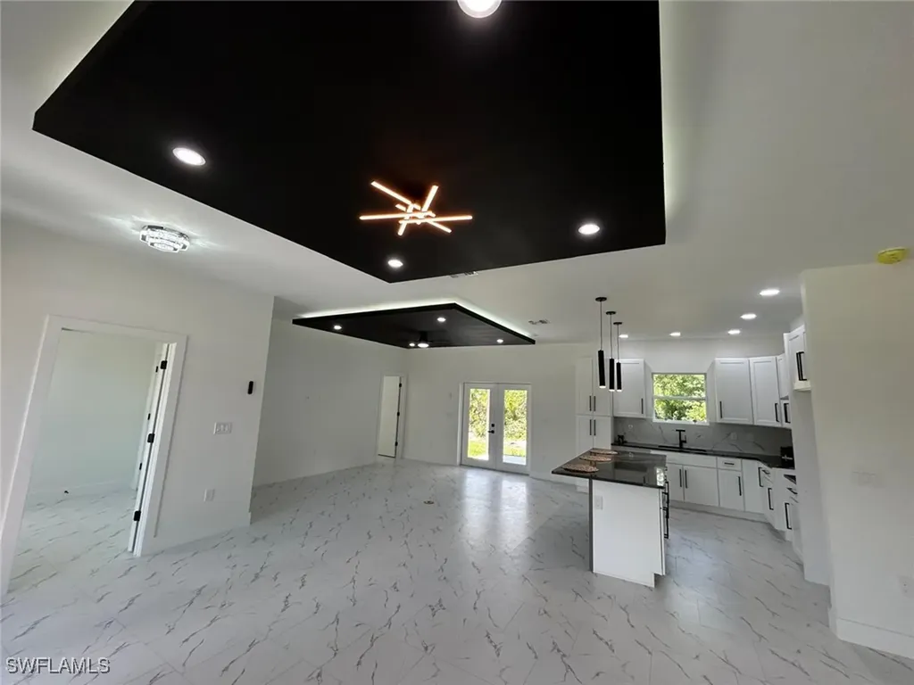 4204 E 24th Street Alva FL 33920