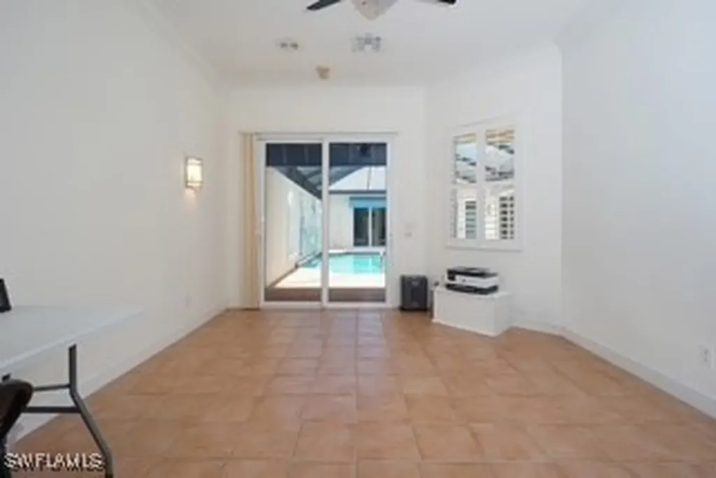 922 Turtle Court Naples FL 34108