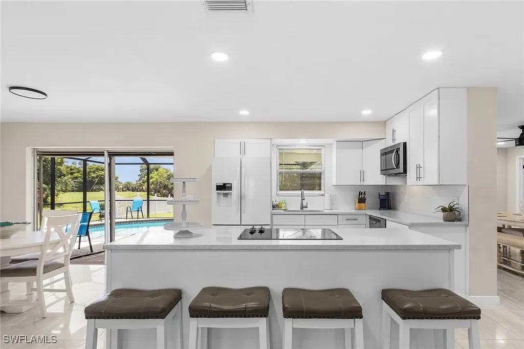 3823 Palm Tree Boulevard Cape Coral FL 33904