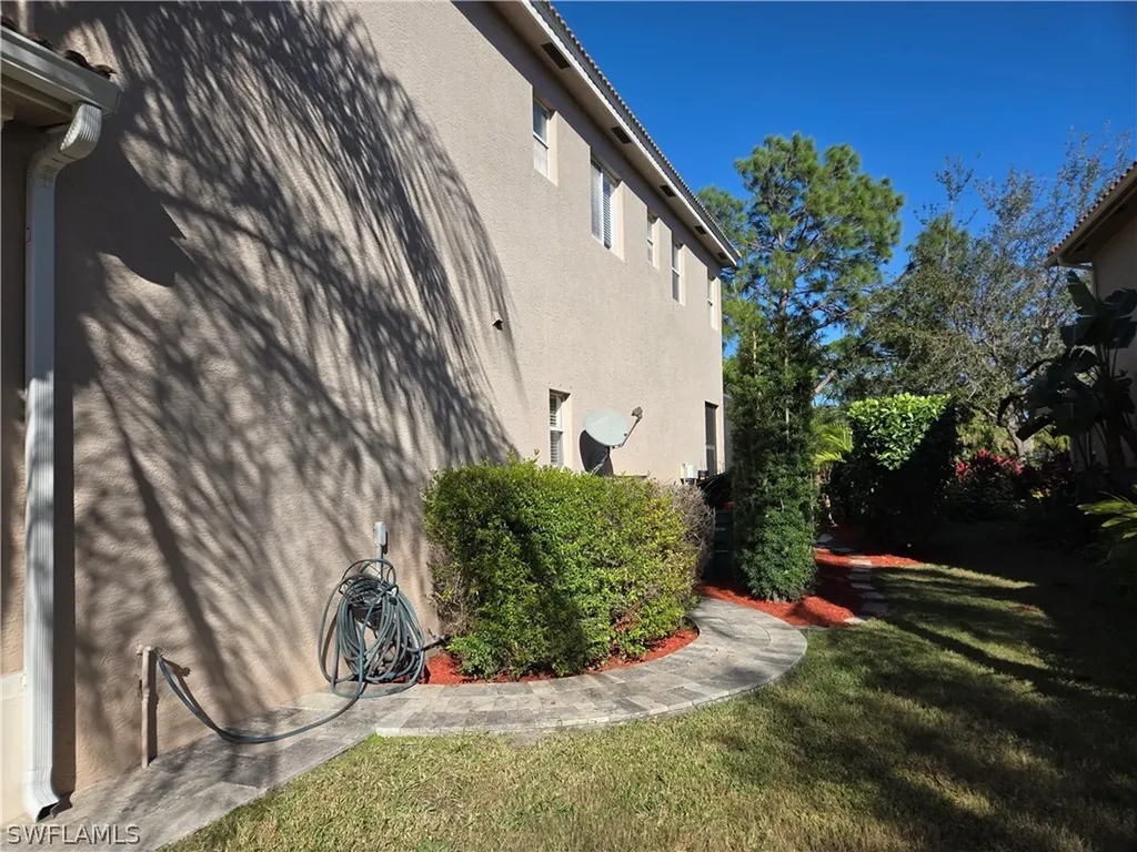 1949 Par Drive Naples FL 34120