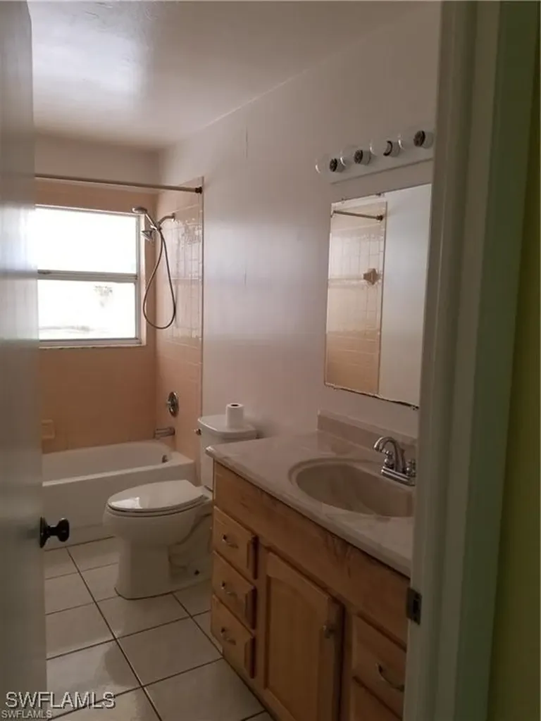 1814 Four Mile Cove Parkway Cape Coral FL 33990