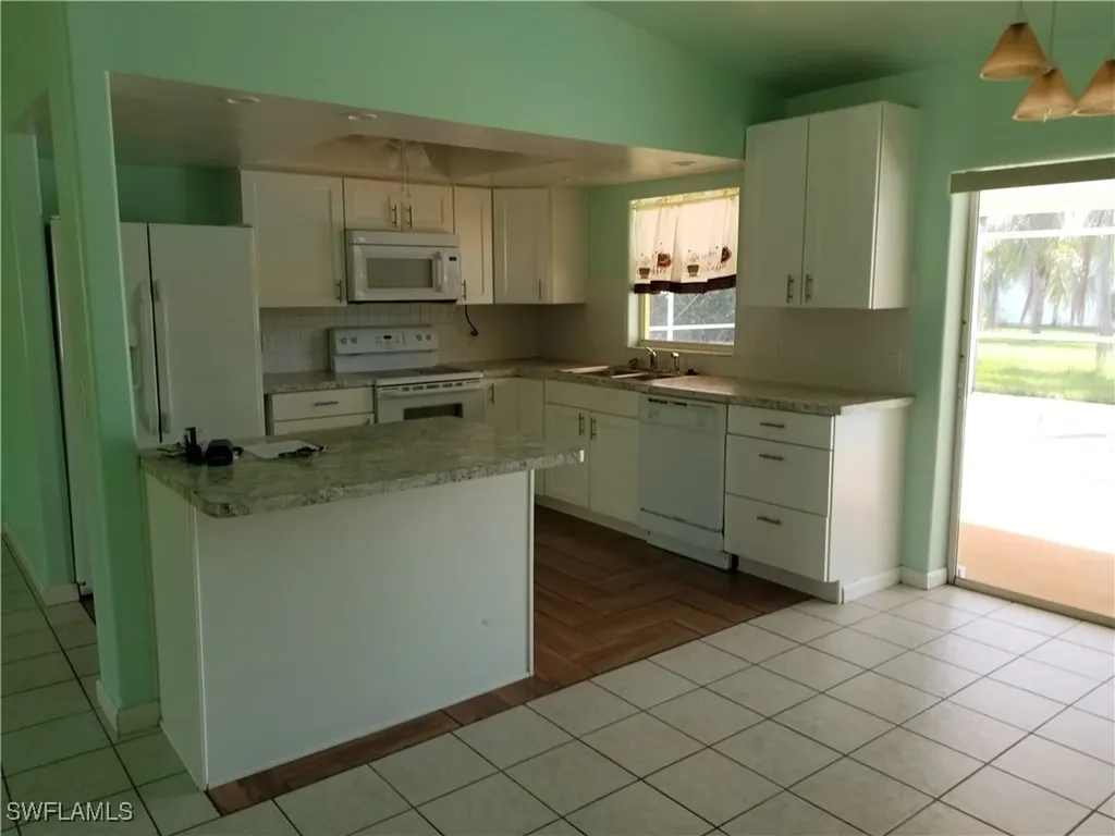 1814 Four Mile Cove Parkway Cape Coral FL 33990