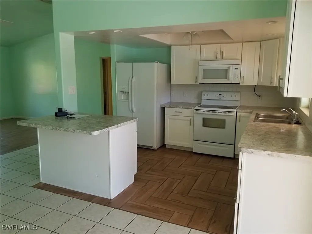 1814 Four Mile Cove Parkway Cape Coral FL 33990