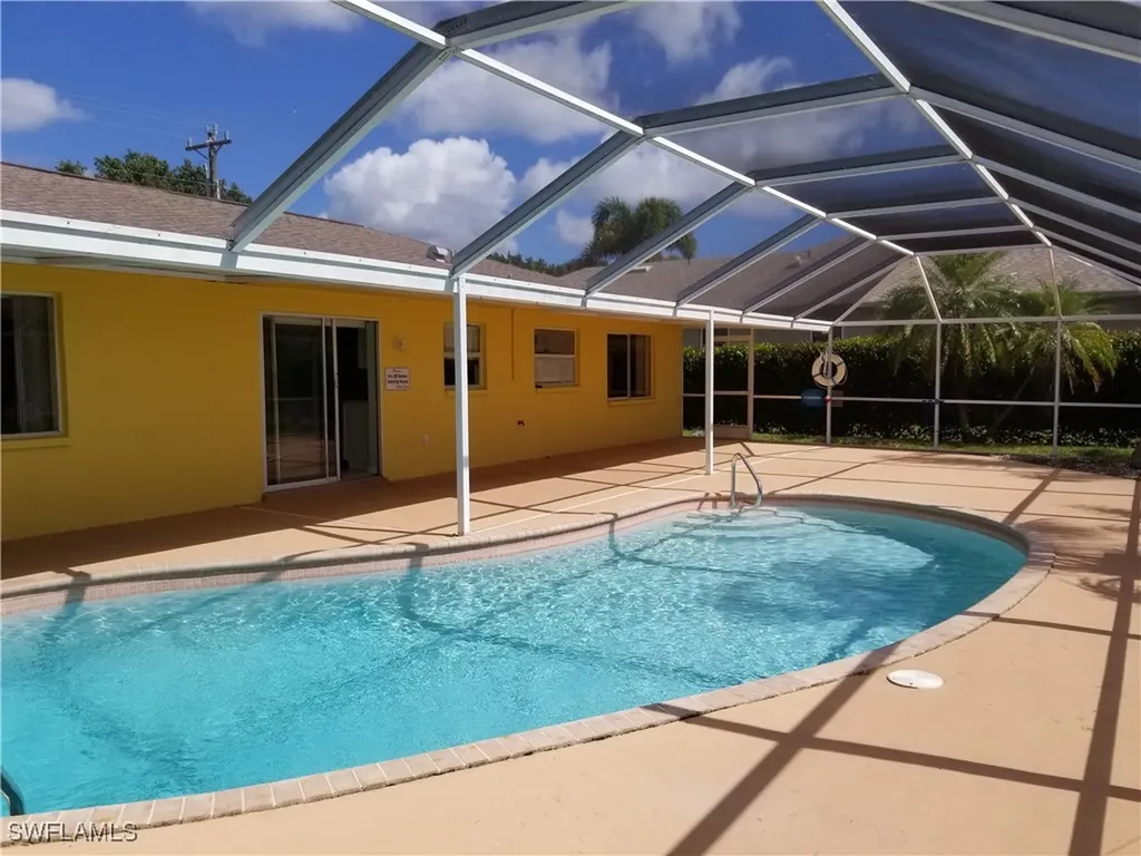 1814 Four Mile Cove Parkway Cape Coral FL 33990