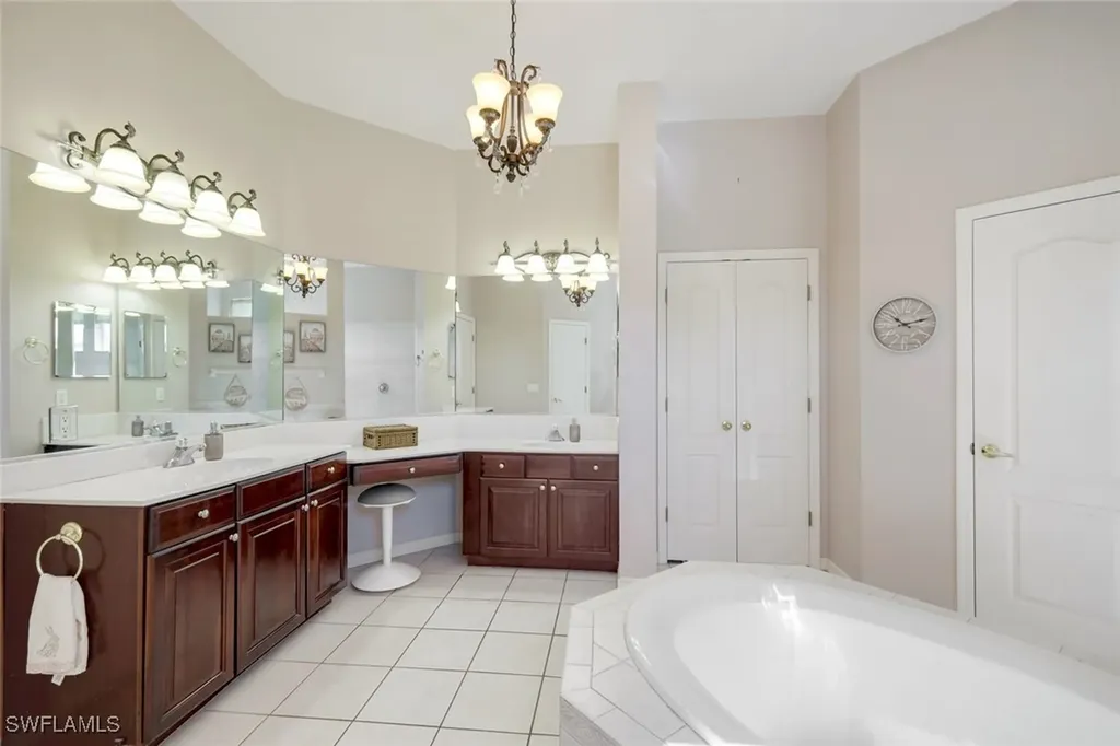 1206 NW 18th Terrace Cape Coral FL 33993