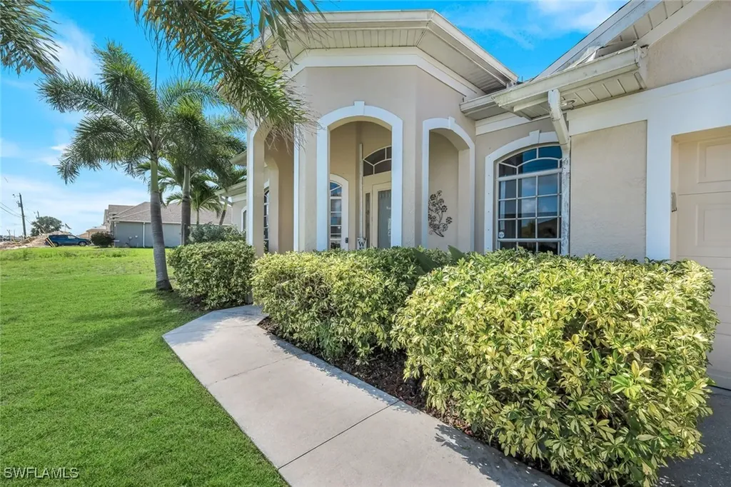 1206 NW 18th Terrace Cape Coral FL 33993