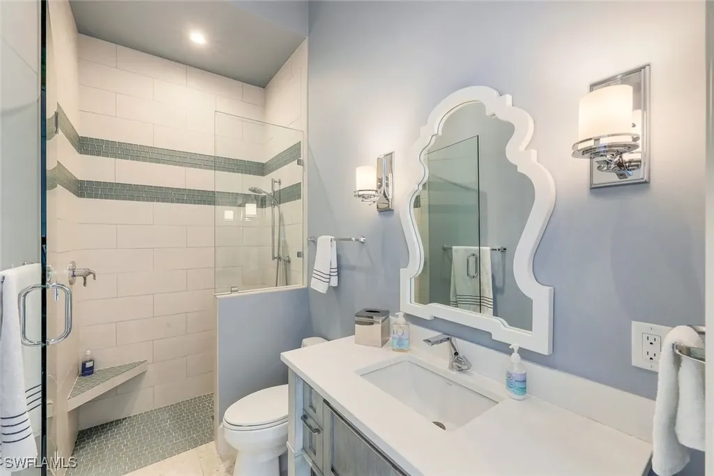 425 Harbour Drive Naples FL 34103