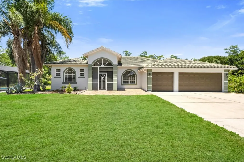 Naples FL, 2391 35TH Avenue NE