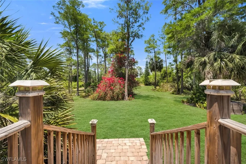 2391 35th Avenue NE Naples FL 34120