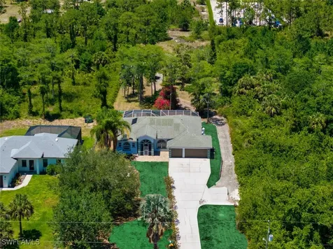 2391 35TH Avenue NE Naples FL 34120
