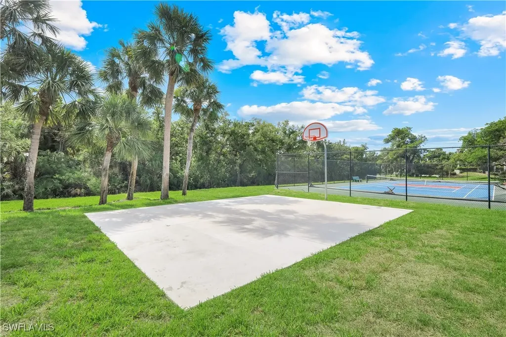 15878 Gleneagle Court Fort Myers FL 33908