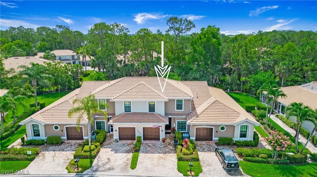 7805 Woodbrook Circle Naples FL 34104