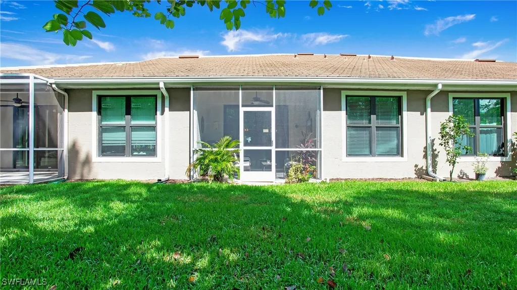 7805 Woodbrook Circle Naples FL 34104
