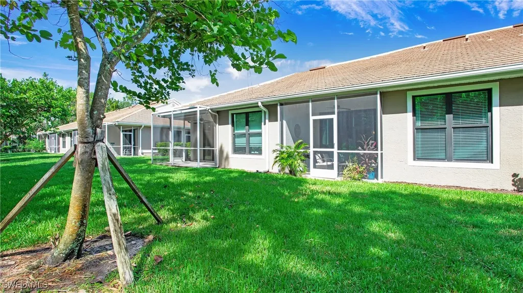 7805 Woodbrook Circle Naples FL 34104