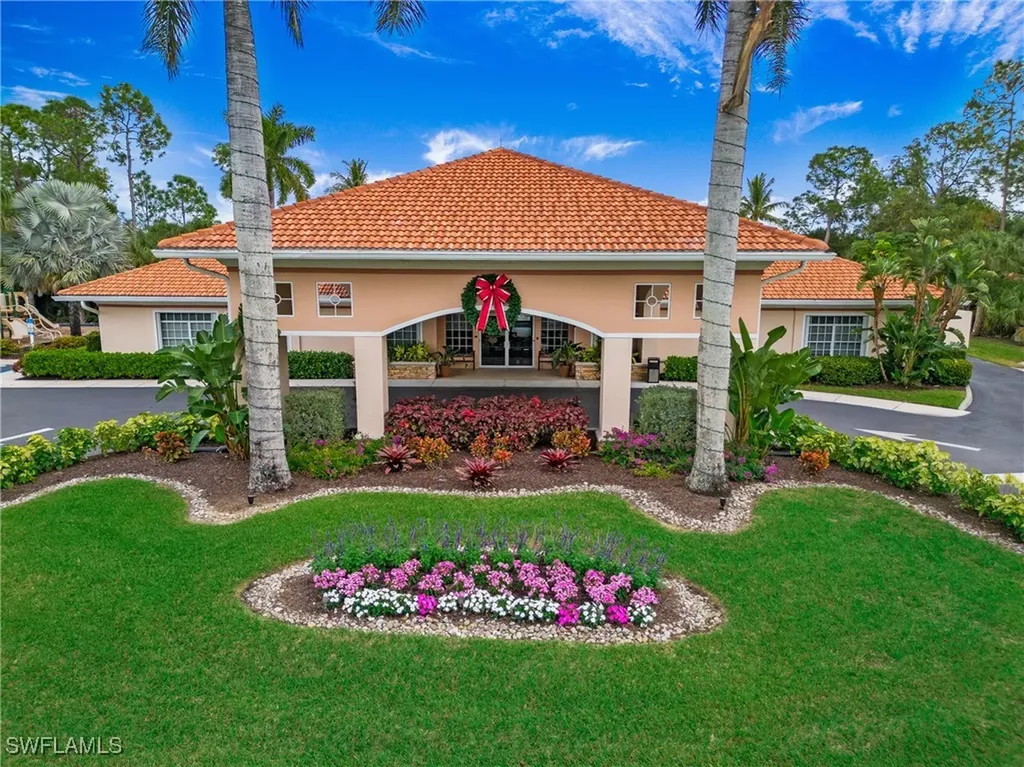 7805 Woodbrook Circle Naples FL 34104