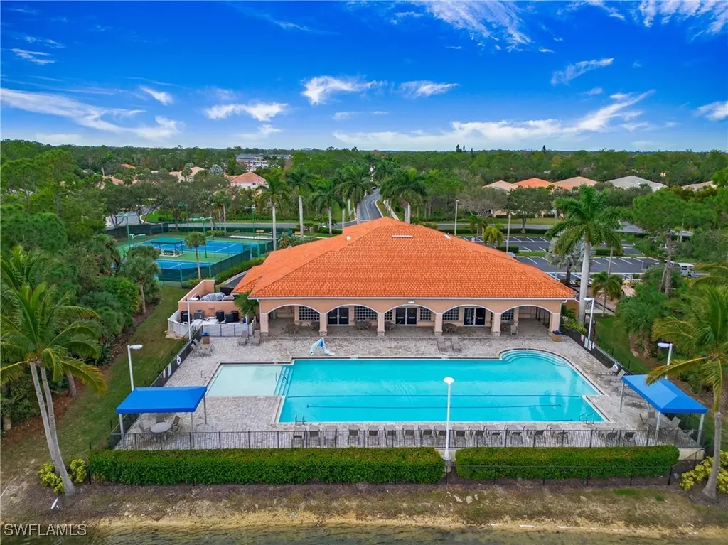 7805 Woodbrook Circle Naples FL 34104