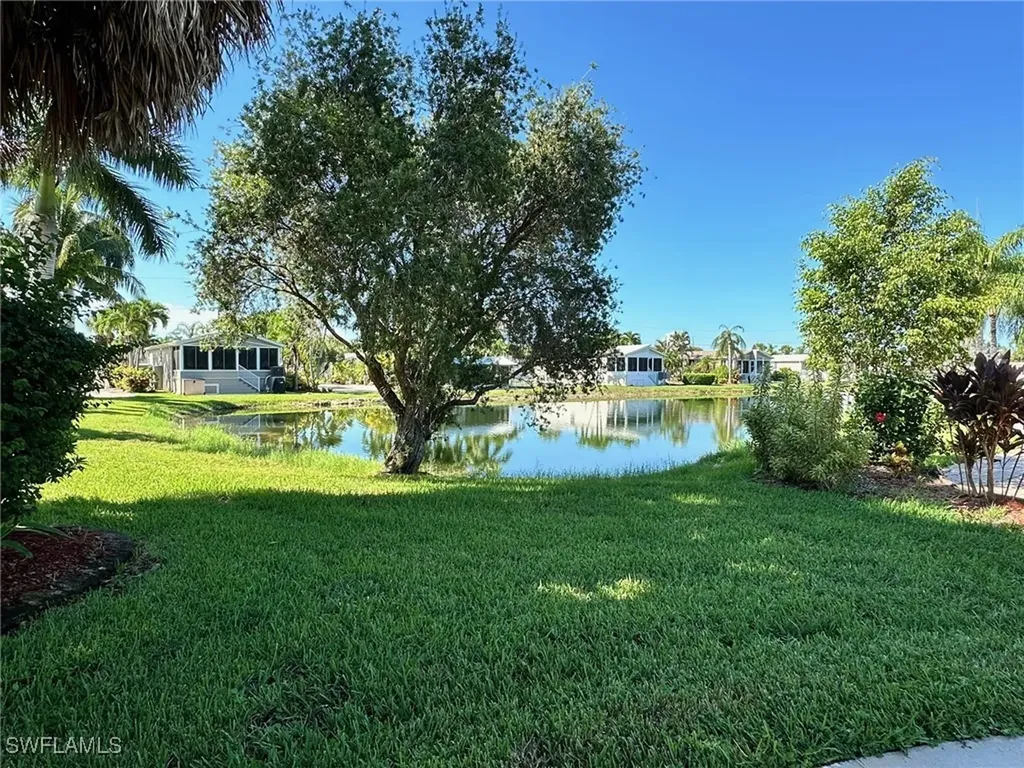 1313 Nickel Lake Point Naples FL 34114