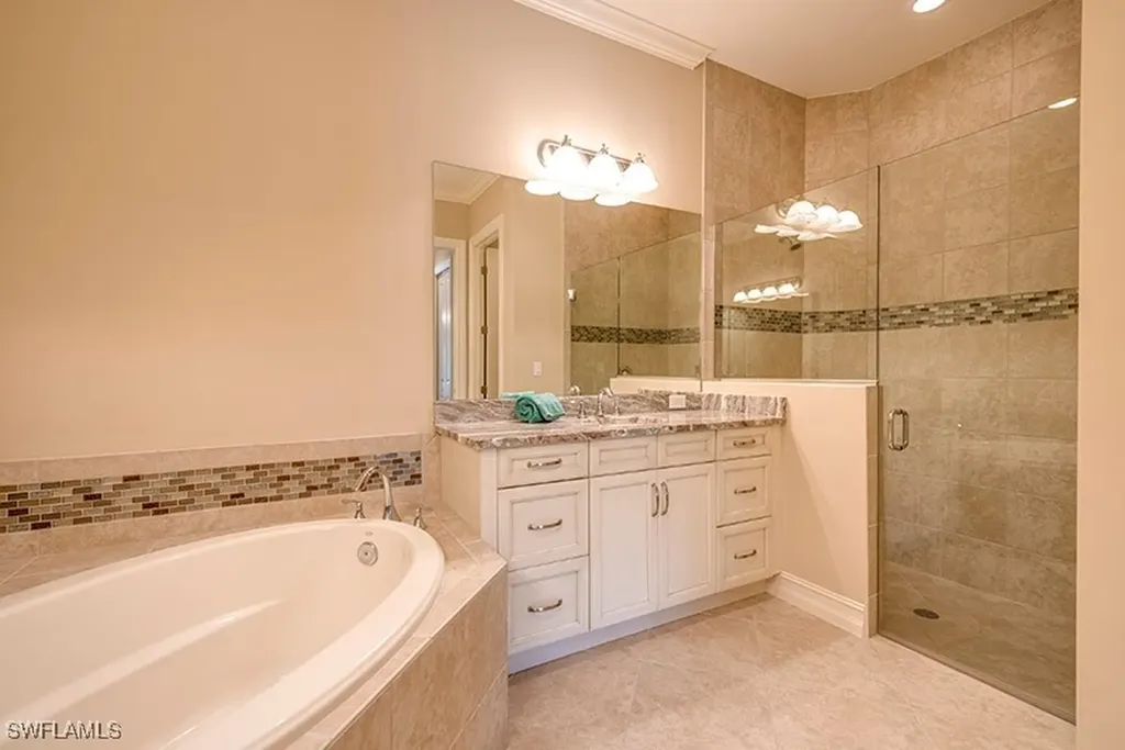 6564 Roma Way Naples FL 34113