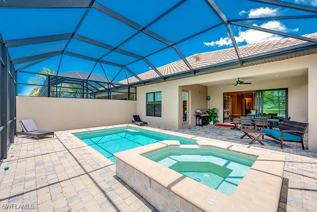 6564 Roma Way Naples FL 34113