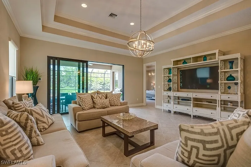 6564 Roma Way Naples FL 34113